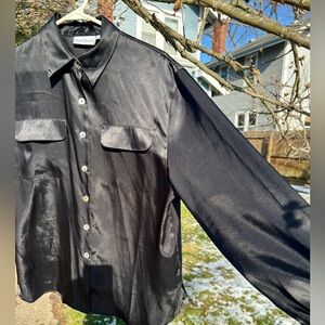 NWOT Croft & Barrow Black Satin Blouse Shirt Womens Pearl Shell Buttons L